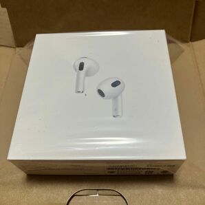 AirPods 第3世代　新品未使用未開封　lighting充電ケース