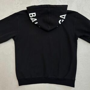 【美品】BALENCIAGA バレンシアガ パーカー フーディ ロゴ オーバーサイズ S ブラック コットン 定番モデルの画像2