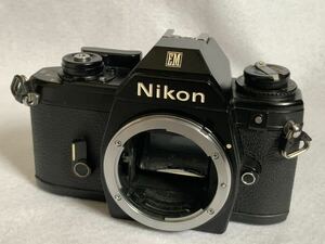 Nikon ニコン EM ボディ フィルムカメラ フィルム一眼レフカメラ ブラック シャッター速度変化確認済み　