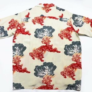 MAKANA LEI (マカナレイ) ALOHA SHIRT - KARAJISHI BOTAN - / シルクアロハシャツ 唐獅子牡丹 AMT010 極美品 アイボリー size Sの画像2