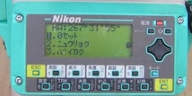 美品　ニコン Nikonトータルステーション ノンプリズム NST-200CN　校正 土木 建設 測量 測量機 測量用品_画像3