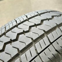 タイヤ1本　TOYO V-02e(トーヨー V02e)　195/80R15 107 105L LT　2022年製　5ミリ_画像3