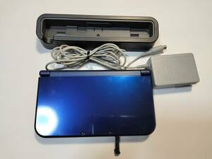 [ рабочее состояние подтверждено ]New Nintendo 3DS LL металлик голубой зарядка подставка AC адаптор есть (da Vista G дополнение )