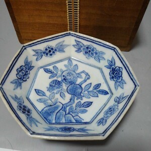  Joseon Dynasty blue and white ceramics minute ... 7 angle plate Joseon Dynasty middle period 