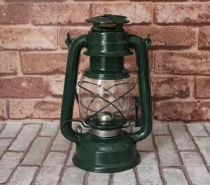  antique oil lantern Hurricane lantern outdoor kerosene urgent .. camp ornament . electro- mountain climbing field green 