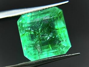 【鑑別書付き】エメラルド 7.26Ct emerald ベリル beryl 裸石 ルース 天然 natural