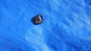 ダイハツ 黒基盤 白ボタン 純正 キーレス　リモコン　ムーヴ　L900S　L902S　L910S　動作品　送料200円 Z16