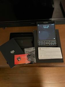 BlackBerry passport / ブラックベリー パスポート