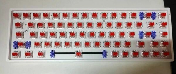 Akko Doraemon Rainbow 3068B 有線＆無線対応コンパクトキーボード 赤軸(キーキャップなし)