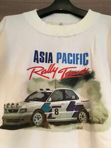 新品トレーナー　裏起毛温かい白スウェット　前面Asia Pacific Rally Team. 背面スズキスポーツ
