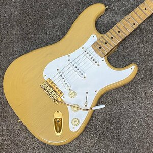 .. б/у .Fender Japan ST54-150AS 94 год производства 40th Anniversary Stratocaster крыло Japan Strato включение в покупку не возможно 1 иен старт 