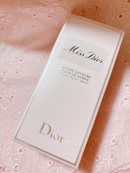 Dior BRUME SOYEUSE POUR LE CORPS シルキーボディミスト