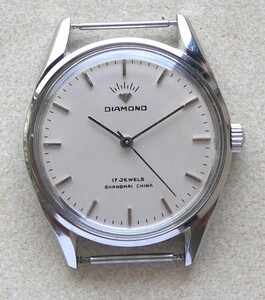 diamond, hand winding type wristwatch, China on sea, movement. 