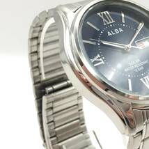 ○D241-100 ALBA/アルバ 3針 Daydate デイデイト メンズ ソーラー 腕時計 V158-0AX0 不動ジャンク品_画像5