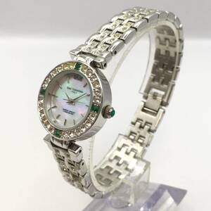 0P241-19 Izax Valentino/ Isaac Valentino 3 hands lady's quartz wristwatch IVL-9100-3 accessory equipped 