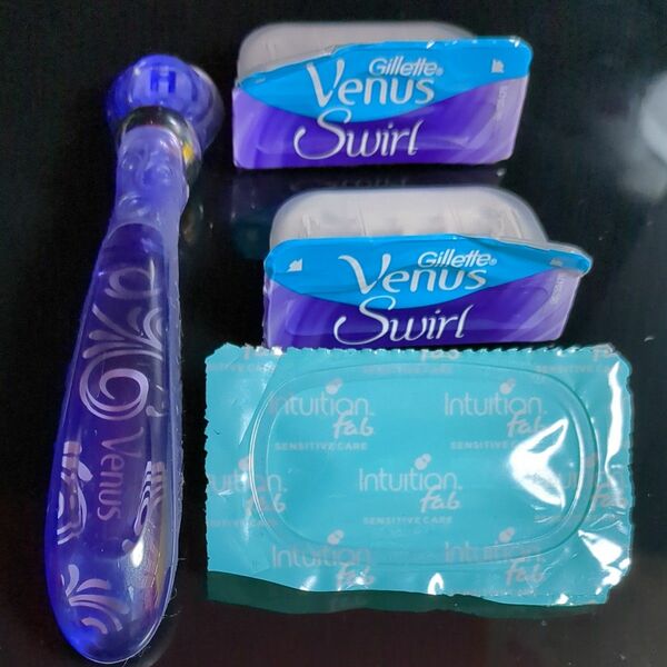 カミソリ　Venus　 fab Gillette　まとめ売り　レディースシェーバー　剃刀　ビーナス　ジレット　替刃　替え刃