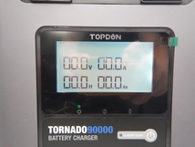 最新モデル 12V / 24V 兼用 多機能 安定化電源ユニット TOPDON T90000_画像2