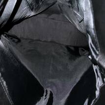 【極美品】GIORGIO ARMANI ジョルジオアルマーニ メンズ トートバッグ ショルダーバッグ エンボスロゴ 肩掛け シボ革 レザー ブラック 黒_画像9