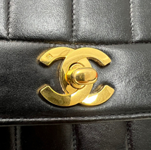 1円スタート CHANEL シャネル ラムスキン マドモアゼル チェーンショルダーバッグ 22 ブラック ゴールド金具 ターンロック_画像5