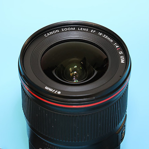 Canon EF 16-35mm F4 L IS USM 【中古】の画像2