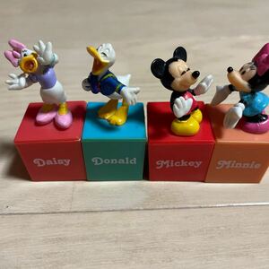 ディズニー コカコーラ　景品　磁石付きフィギュア 