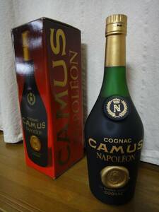 2405014 - CAMUS カミュ NAPOLEON ナポレオン COGNAC コニャック ブランデー 未開栓古酒 長期保管品