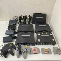 [5-74]Nintendo N64 本体5点など まとめ売り コントローラー2点 ぷよぷ〜よん マリオパーティ_画像1