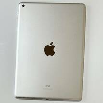 Apple iPad (第9世代) シルバー 64GB MK2L3J/A Wi-Fiモデル iOS17.5 アクティベーションロック解除済_画像10