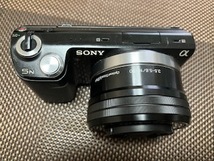 SONY ミラーレスカメラ NEX-５N 中古訳あり品　バッテリー4本 ＆ 充電器セット_画像4