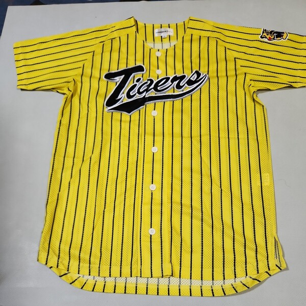 阪神タイガース応援レプリカユニフォーム 美品ユニフォーム 限定デザイン Mサイズ