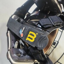 プロ野球NPB審判用ヘルメット型マスク　キャッチャーミット　主審審判用　顔用プロテクター キャッチャーマスク 防具 ブラック　実使用品_画像8