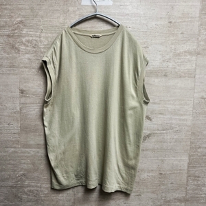  AURALEE オーラリー A9ST07ST SEAMLESS CREW NECK SLEEVELESS スリーブレストップス ライトベージュ（画像参照）size0 【中目黒B05】