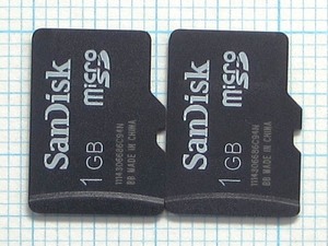 *SanDisk microSD карта памяти 1GB 2 листов б/у * стоимость доставки 63 иен ~