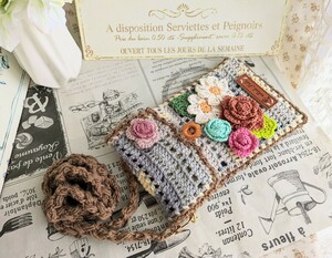 ☆Handmade…手編み…お出掛けお散歩お花モチーフスマホショルダー※メガネケース※ペンケース※小物入れ※ショルダー取外し可能※