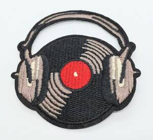 送料無料　レコード　ヘッドホン　DJ　ワッペン　アップリケ　のり付き　刺繍　アイロン　アメリカン雑貨　スマアク
