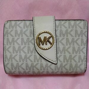 MICHEAL KORS 二つ折り財布