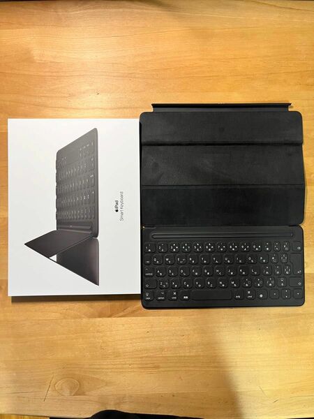 iPad Smart Keybord 10.5インチ　Apple 日本語キーボード　MX3L2J/A 