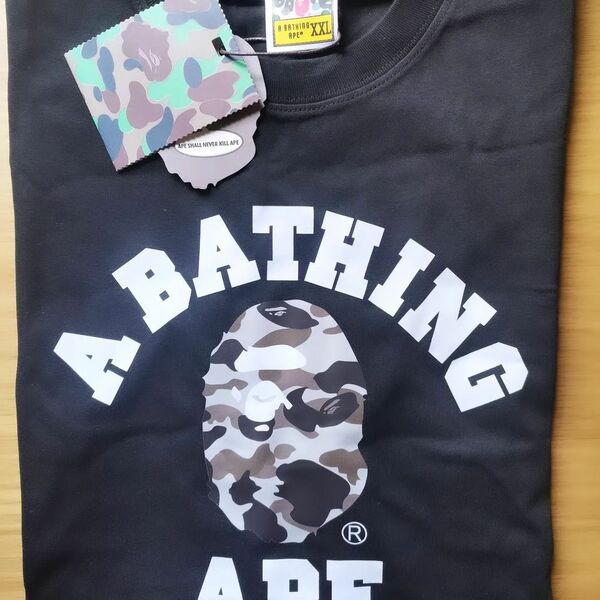 ア ベイシング エイプ（A BATHING APE ）Tシャツ