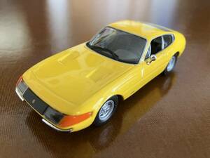 アシェット1/43 フェラーリ365GTB4