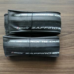 Vittoria Zaffiro PRO 2 SLICK 700×25C