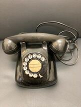 8724♪　中古　黒電話 昭和レトロ 電話機 アンティーク ダイヤル式 1970年当時物 日本電信電話公社 　現状品_画像1