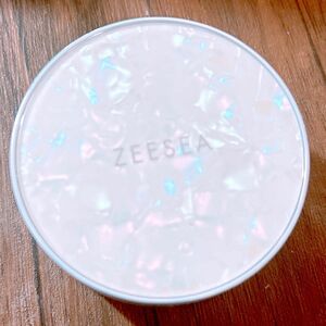 ZEESEA 「ゼロ」粉感皮脂コントロールルースパウダー J02 抜け感ベージュ