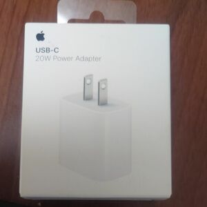 【新品】純正Apple 20W USB-C電源アダプタ MHJA3AMA