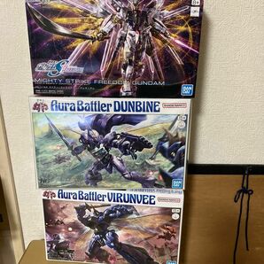 1/144ＨＧマイティーストライクフリーダムガンダム 1/72ＨＧダンバイン　1／７２ＨＧビランビー　未開封剣刀セットガンプラ