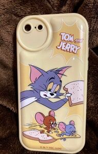 TOM and JERRY iPhoneケース SE2