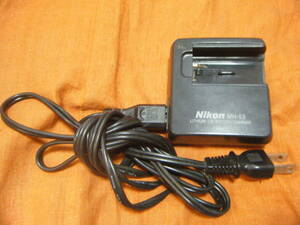*Nikon Nikon MH-53 зарядное устройство для аккумулятора *