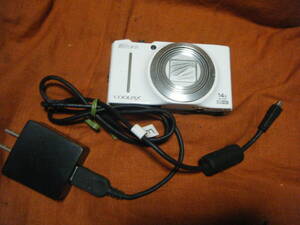 ●Nikon ニコン COOLPIX S8200 コンパクトデジタルカメラ　ジャンク●