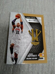 2015-16 Panini Kobe Bryant HeroVillain #17 Kobe Bryant GOLDパラレル