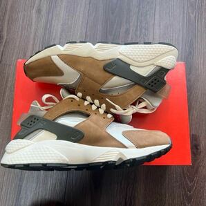 Stussy × Nike Air Huarache Desert Oakステューシー × ナイキ エアハラチ デザートオーク DD1381 200