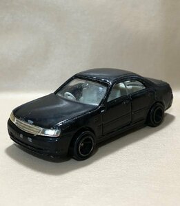 トミカ　日産　グロリア　No.32　ミニカー　TOMICA　同梱可 NISSAN GLORIA (Endxrc_estm)